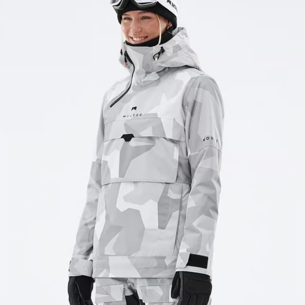 Montec Snow Bibs & Jacket!